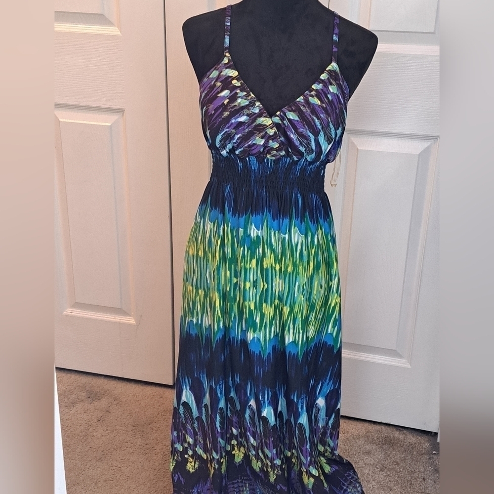 Stevie & Lindsay Colorful Maxi Dress    Size L